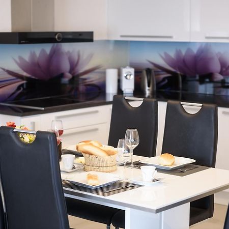 Studio Apartment Maslina Горни-Карин Экстерьер фото